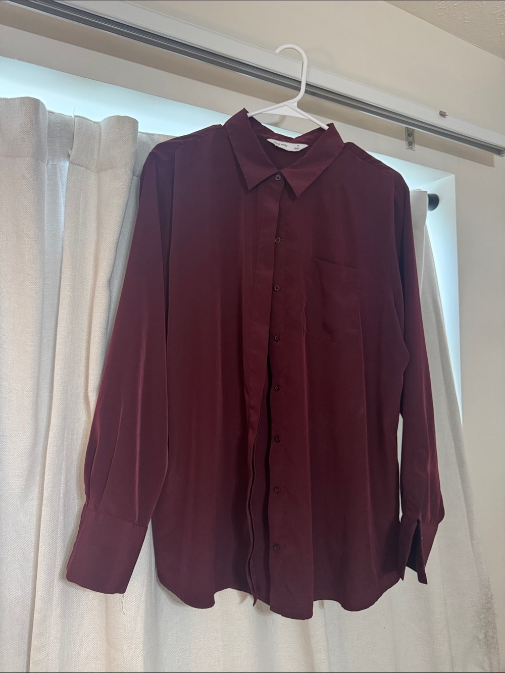 Women’s Burgundy Long-Sleeve Button-Up Shirt